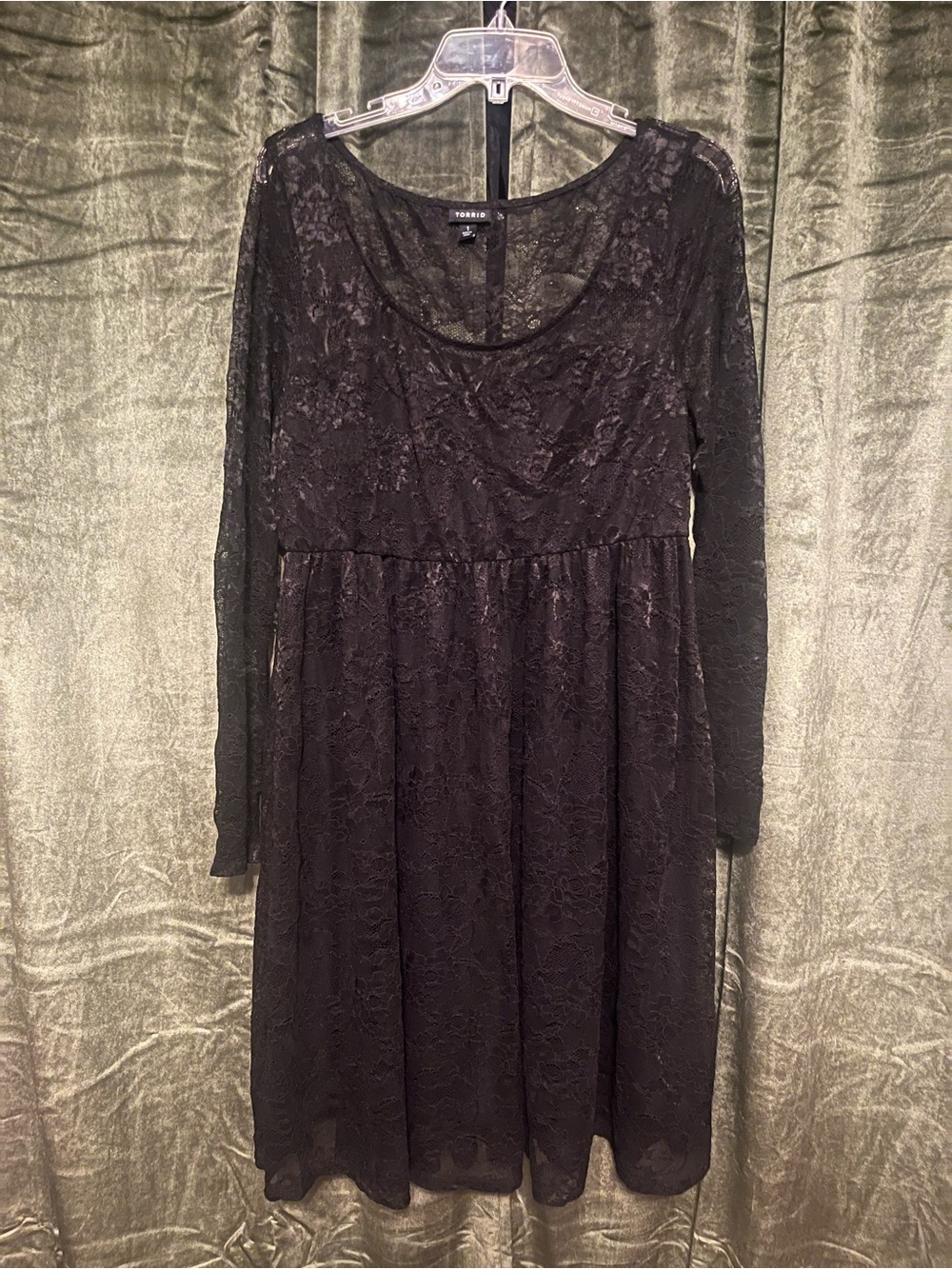 torrid Black Lace Long-Sleeve Scoop Neck Dress